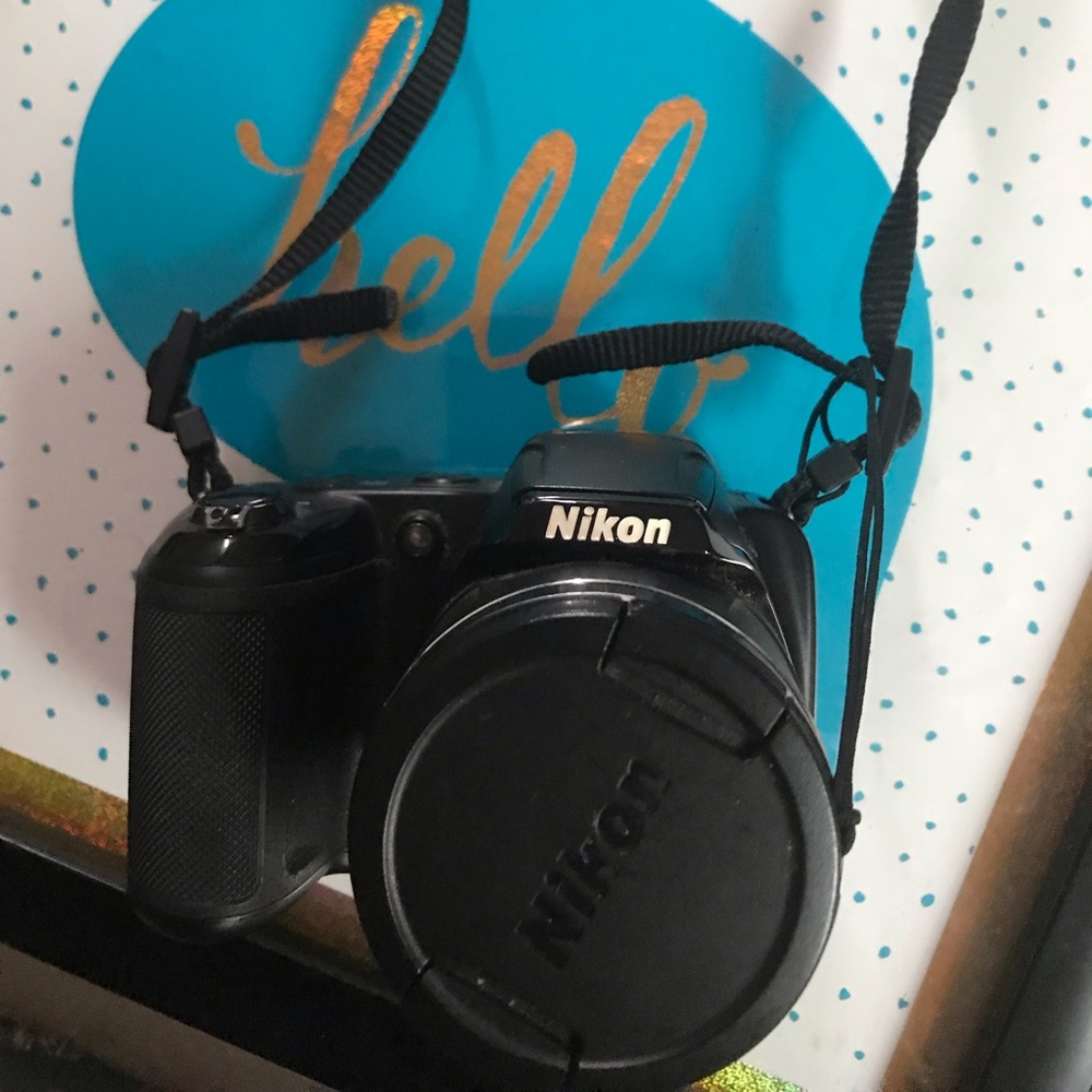 Nikon camera - Picture 3 of 3
